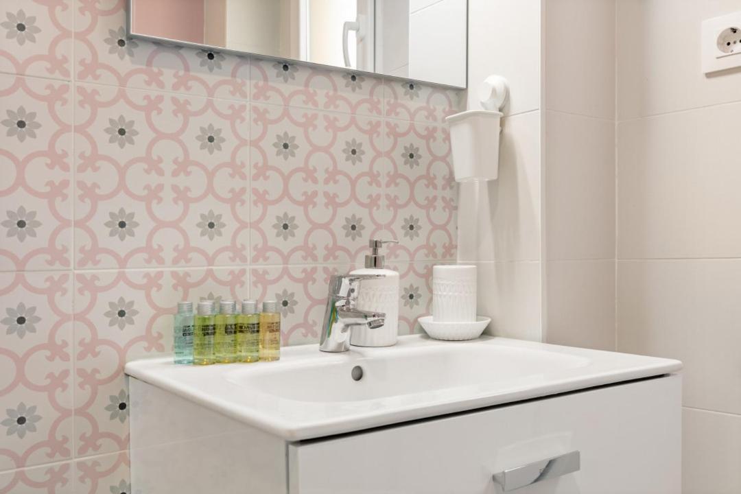 2 Bedrooms 1 Bathroom Furnished - Las Letras - Bright - Mintystay Madrid Luaran gambar