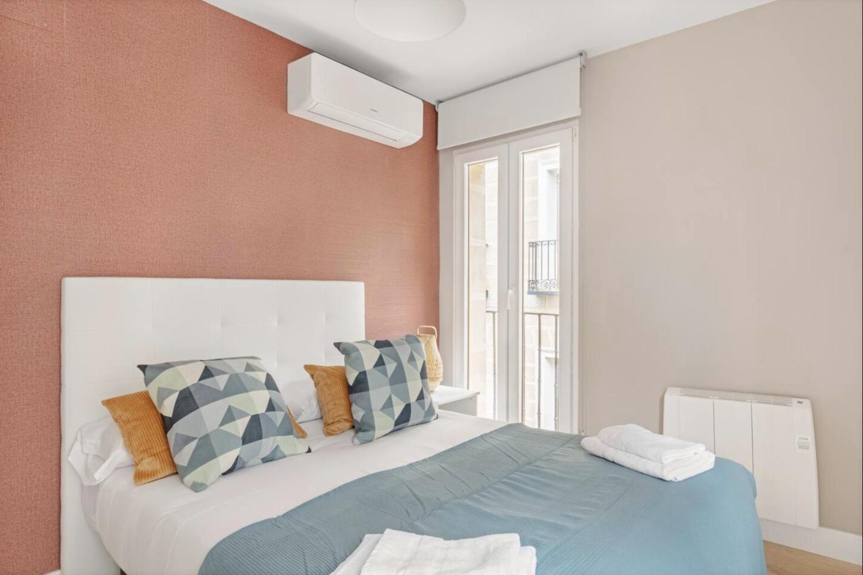 2 Bedrooms 1 Bathroom Furnished - Las Letras - Bright - Mintystay Madrid Luaran gambar